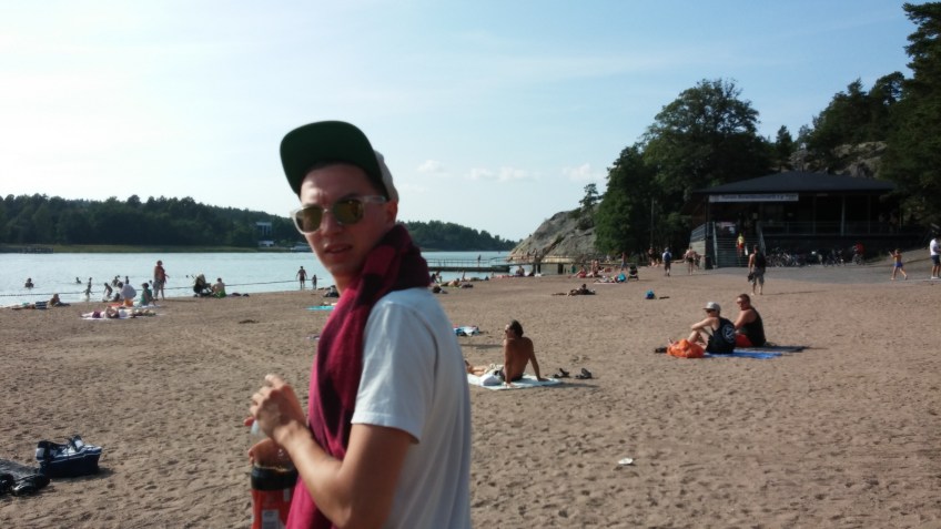 No one rode in the trunk this time.