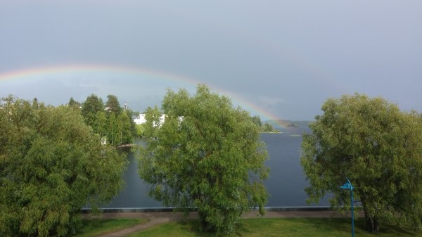 hings that look real in this country look very thin indeed in Fairyland, while some of the things that here cannot stand still for a moment, will not move there.